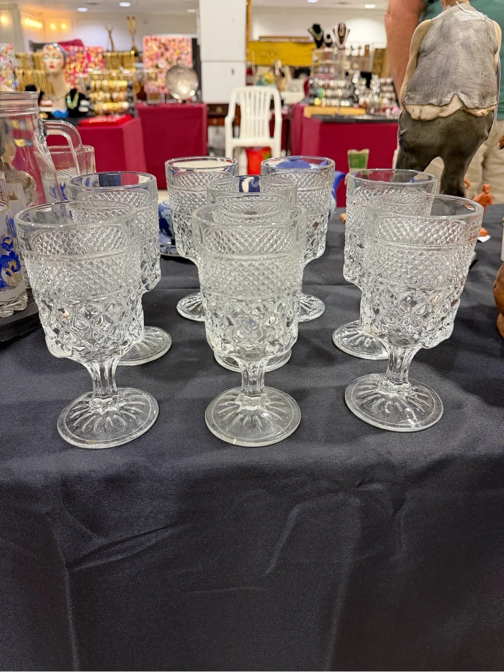 8 Vintage Anchor Hocking Wexford Waffle Pressed Glass Wine Glasses